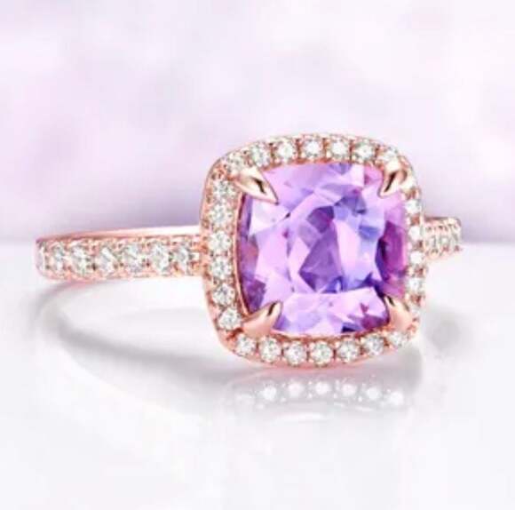 Unknown Jewelry - 1.1 Carat Amethyst Sapphire Cushion Cut Purple Color Gemstone & White Crystal Ha